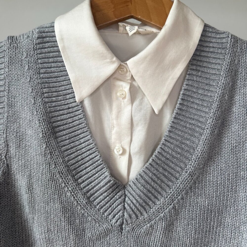 Womens Abercrombie Gray Sweater Vest • Small • Preppy Layering • Varsity • Y2K - Picture 8 of 16